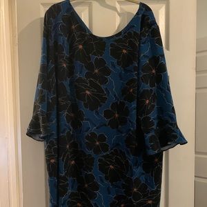 SOLD**** Floral dress 3X beautiful!